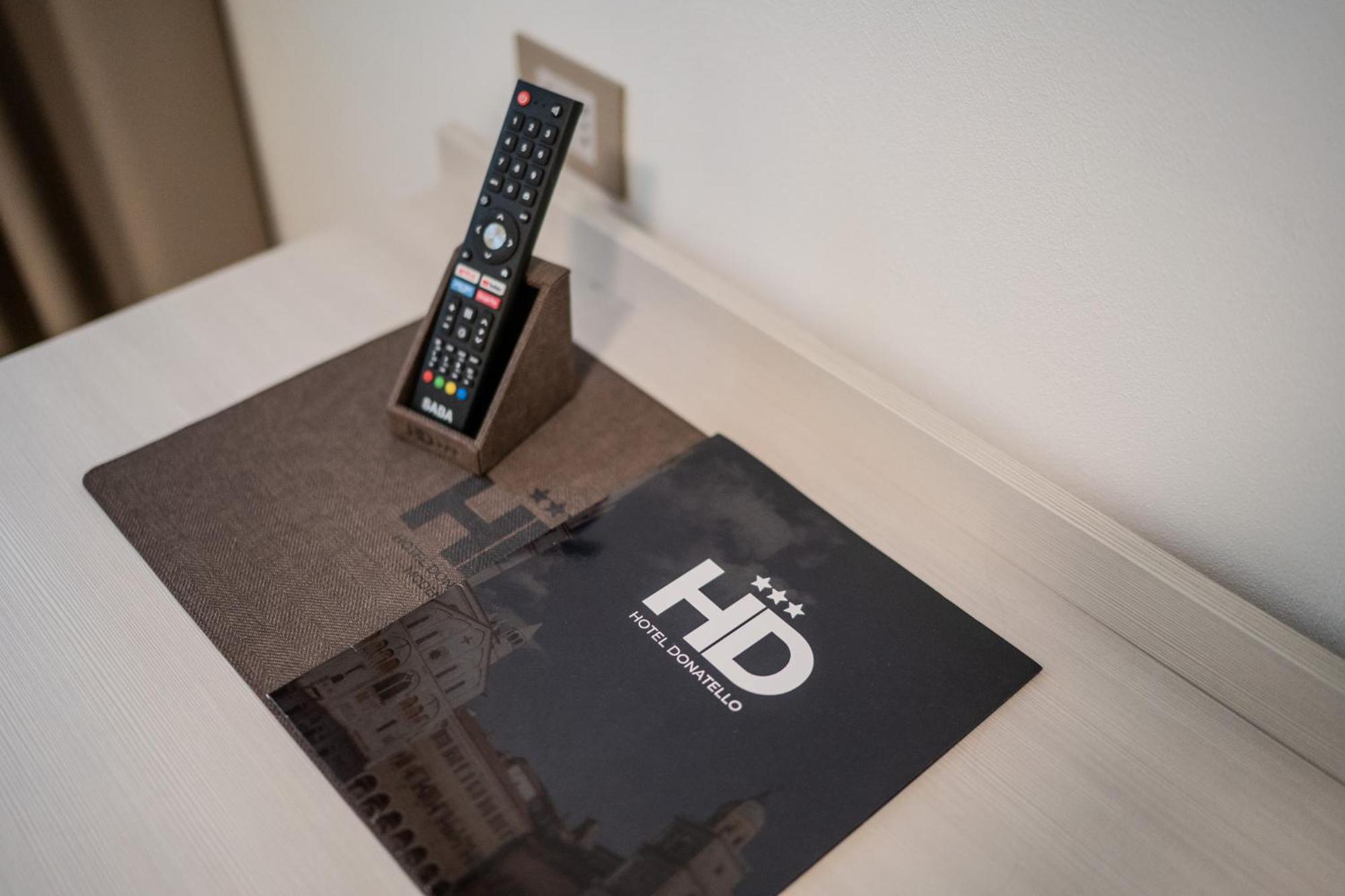 Hotel Donatello Модена Екстериор снимка
